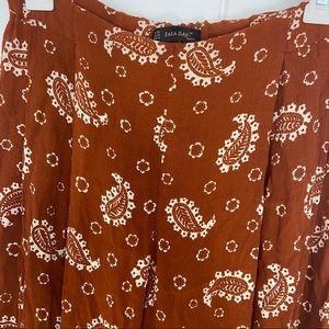 Zara slit flare pants with paisley pattern